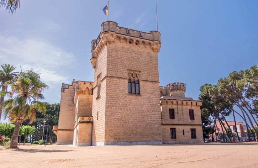 Castell Del Comte De Sicart, Spain